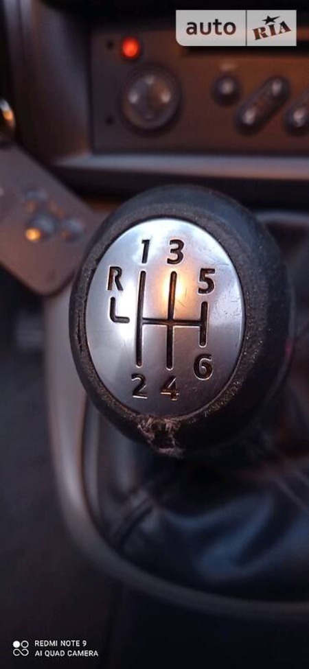 Renault Scenic 2007  випуску Рівне з двигуном 1.5 л дизель універсал механіка за 6250 долл. 