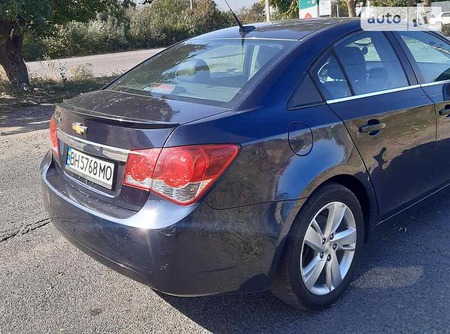 Chevrolet Cruze 2013  випуску Одеса з двигуном 2 л дизель седан автомат за 7950 долл. 