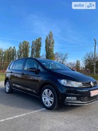 Volkswagen Touran 19.10.2021