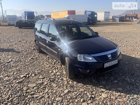 Dacia Logan MCV 2011  випуску Ужгород з двигуном 1.6 л бензин універсал механіка за 6399 долл. 