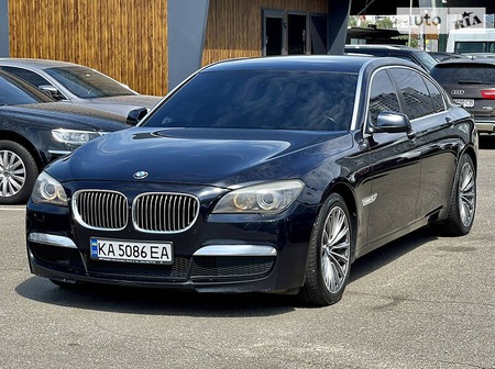 BMW 750 2011  випуску Київ з двигуном 4.4 л бензин седан автомат за 16800 долл. 