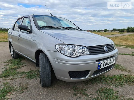 Fiat Albea 2006  випуску Херсон з двигуном 1.4 л бензин седан механіка за 4100 долл. 