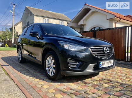 Mazda CX-5 2015  випуску Ужгород з двигуном 2.2 л дизель позашляховик автомат за 18850 долл. 