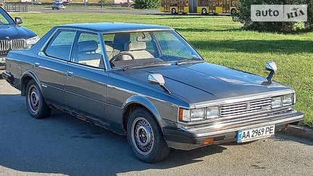 Toyota Cresta 1981  випуску Київ з двигуном 2 л бензин седан автомат за 2000 долл. 