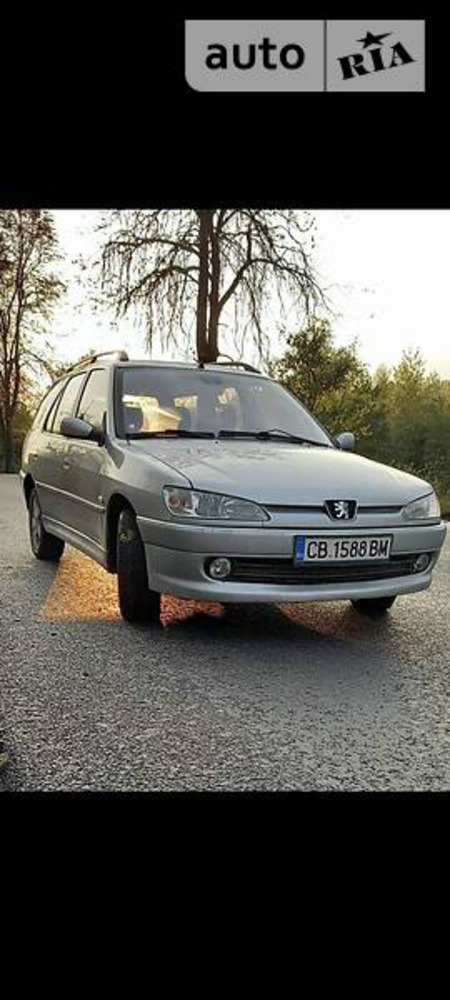 Peugeot 306 2000  випуску Ужгород з двигуном 2 л дизель універсал механіка за 1600 долл. 