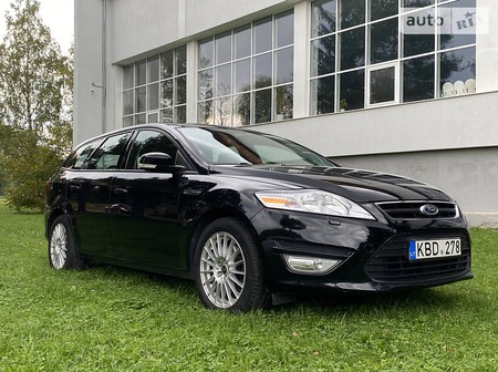 Ford Mondeo 2012  випуску Львів з двигуном 2 л дизель універсал автомат за 8700 долл. 