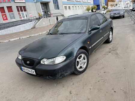 Hyundai Sonata 1997  випуску Вінниця з двигуном 2 л  седан механіка за 1950 долл. 