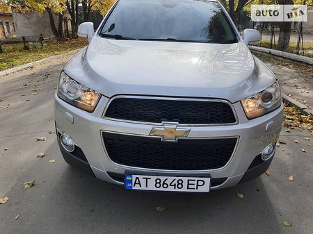 Chevrolet Captiva 2011  випуску Івано-Франківськ з двигуном 2.2 л дизель позашляховик  за 12750 долл. 