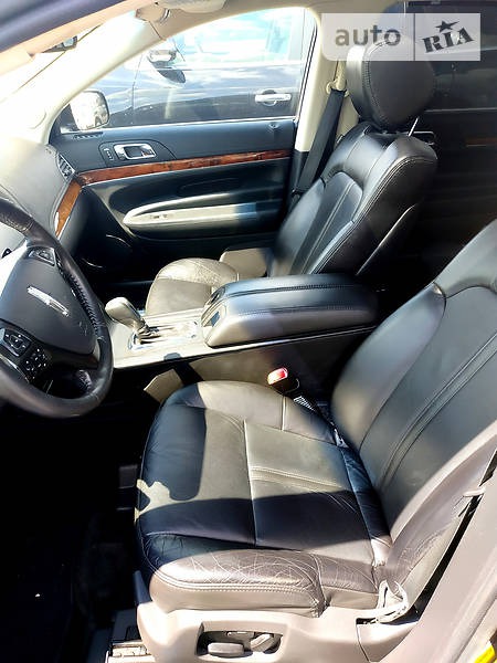 Lincoln MKT 2014  випуску Одеса з двигуном 3.5 л бензин позашляховик автомат за 19500 долл. 