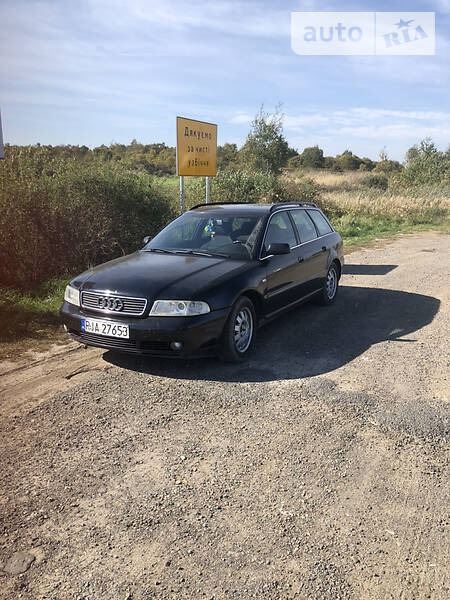 Audi A4 Limousine 1996  випуску Львів з двигуном 1.9 л дизель універсал механіка за 1600 долл. 