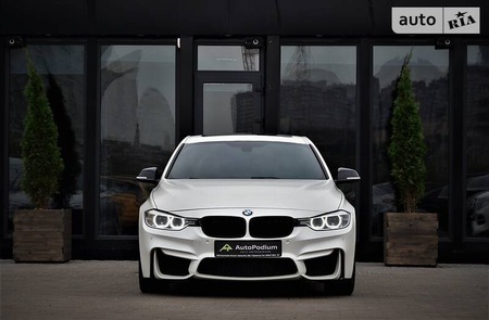 BMW 335 2015  випуску Київ з двигуном 3 л бензин седан автомат за 28500 долл. 