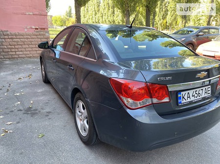 Chevrolet Cruze 2012  випуску Київ з двигуном 1.4 л бензин седан автомат за 6900 долл. 