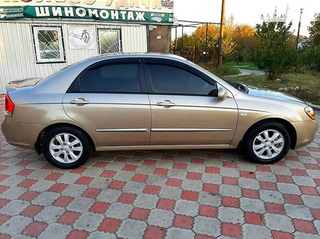 KIA Cerato 2008  випуску Донецьк з двигуном 1.6 л бензин седан механіка за 6500 долл. 