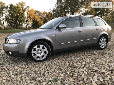 Audi A4 Limousine 2002  випуску Львів з двигуном 2 л бензин універсал механіка за 5970 долл. 