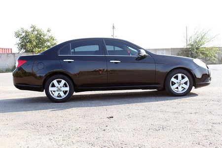 Chevrolet Epica 2008  випуску Одеса з двигуном 2 л бензин седан механіка за 4900 долл. 