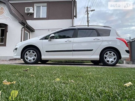 Peugeot 308 SW 2012  випуску Полтава з двигуном 1.6 л дизель універсал механіка за 7200 долл. 