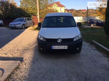 Volkswagen Caddy 2012  випуску Тернопіль з двигуном 1.6 л дизель мінівен автомат за 8750 долл. 