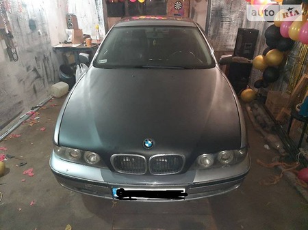 BMW 525 1998  випуску Чернівці з двигуном 2.5 л дизель седан механіка за 1500 долл. 