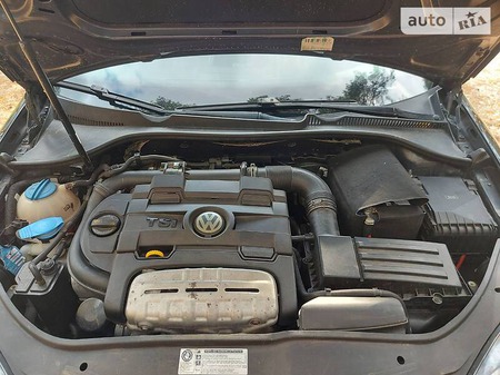 Volkswagen Golf 2009  випуску Суми з двигуном 1.4 л бензин універсал механіка за 7500 долл. 