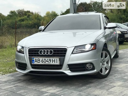 Audi A4 Limousine 2012  випуску Львів з двигуном 2 л бензин седан автомат за 10850 долл. 