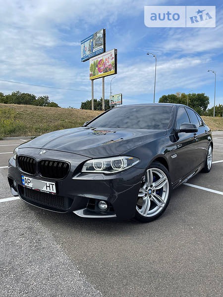 BMW 550 2014  випуску Запоріжжя з двигуном 4.4 л бензин седан автомат за 31000 долл. 