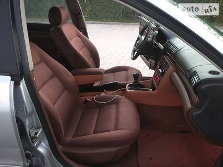 Audi A4 Limousine 2000  випуску Львів з двигуном 1.9 л дизель седан механіка за 1450 долл. 