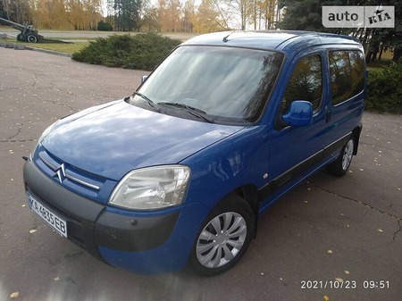 Citroen Berlingo 2007  випуску Житомир з двигуном 1.4 л бензин універсал  за 4100 долл. 