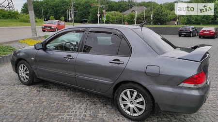 Mitsubishi Lancer 2007  випуску Львів з двигуном 1.6 л бензин седан механіка за 4400 долл. 