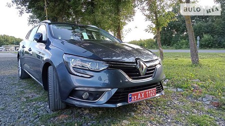 Renault Megane 2017  випуску Хмельницький з двигуном 1.5 л дизель універсал автомат за 13500 долл. 