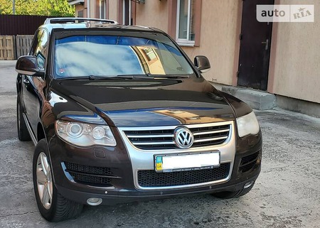 Volkswagen Touareg 2008  випуску Київ з двигуном 3 л бензин позашляховик автомат за 10500 долл. 