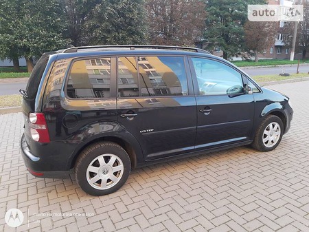 Volkswagen Touran 2008  випуску Львів з двигуном 1.4 л бензин мінівен автомат за 6500 долл. 