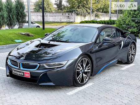 BMW 8 Series 2016  випуску Київ з двигуном 1.5 л гібрид купе автомат за 77999 долл. 