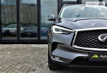 Infiniti QX50 2018  випуску Київ з двигуном 2 л бензин позашляховик  за 33500 долл. 