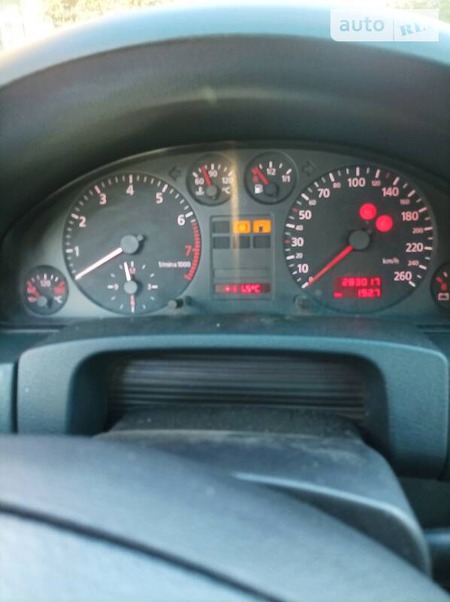 Audi A6 Limousine 1998  випуску Тернопіль з двигуном 2.4 л бензин седан механіка за 1500 долл. 