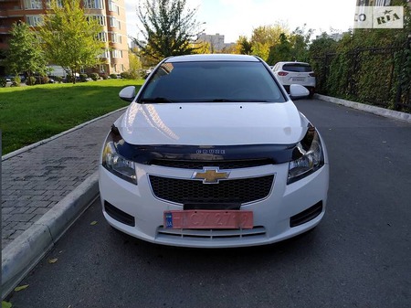 Chevrolet Cruze 2012  випуску Харків з двигуном 1.4 л бензин седан автомат за 8500 долл. 