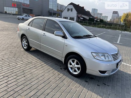 Toyota Corolla 2006  випуску Харків з двигуном 1.6 л бензин седан автомат за 8800 долл. 