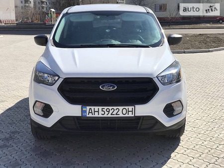 Ford Escape 2019  випуску Донецьк з двигуном 2.5 л бензин позашляховик автомат за 16000 долл. 