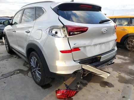 Hyundai Tucson 2019  випуску Київ з двигуном 0 л бензин позашляховик автомат за 21744 долл. 