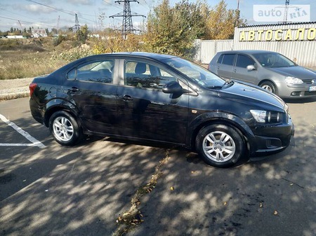 Chevrolet Aveo 2012  випуску Донецьк з двигуном 1.3 л бензин седан механіка за 7800 долл. 
