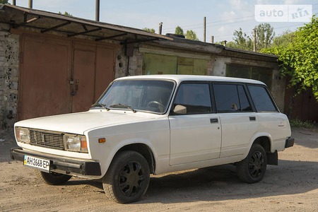 Lada 2104 1995  випуску Київ з двигуном 1.5 л  універсал механіка за 1899 долл. 