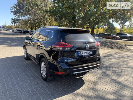 Nissan Rogue 2018  випуску Харків з двигуном 0 л бензин позашляховик автомат за 18500 долл. 