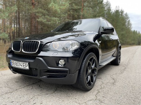 BMW X5 2008  випуску Луганськ з двигуном 3 л бензин позашляховик автомат за 13900 долл. 