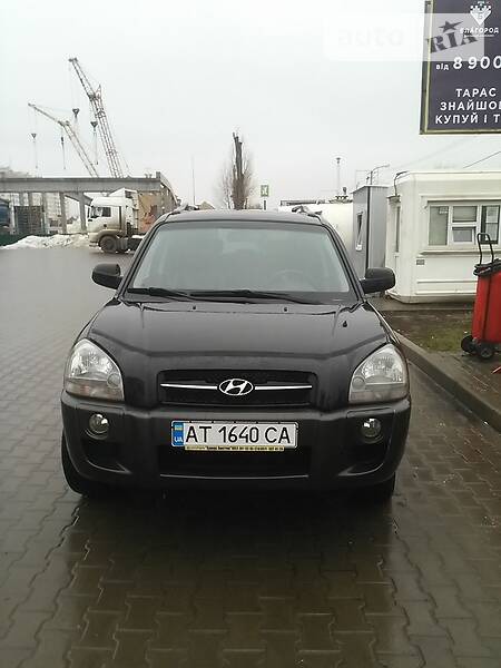 Hyundai Tucson 2006  випуску Дніпро з двигуном 2 л  позашляховик автомат за 8500 долл. 