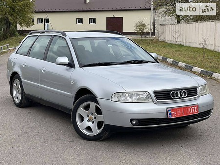 Audi A4 Limousine 2000  випуску Львів з двигуном 1.9 л дизель універсал механіка за 5150 долл. 