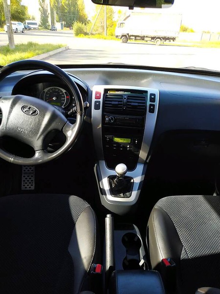 Hyundai Tucson 2007  випуску Дніпро з двигуном 2 л дизель позашляховик механіка за 9500 долл. 
