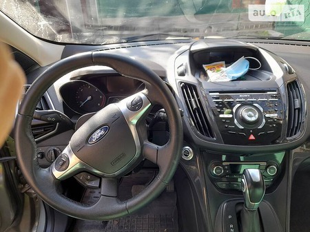 Ford Kuga 2013  випуску Вінниця з двигуном 2 л дизель позашляховик автомат за 13999 долл. 
