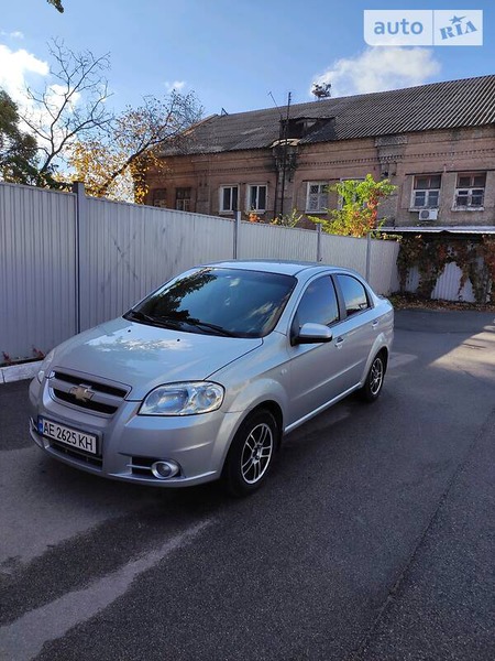 Chevrolet Aveo 2008  випуску Дніпро з двигуном 1.6 л бензин седан механіка за 5400 долл. 