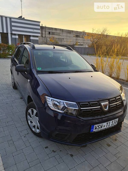 Dacia Logan 2019  випуску Львів з двигуном 1 л бензин універсал механіка за 7700 долл. 