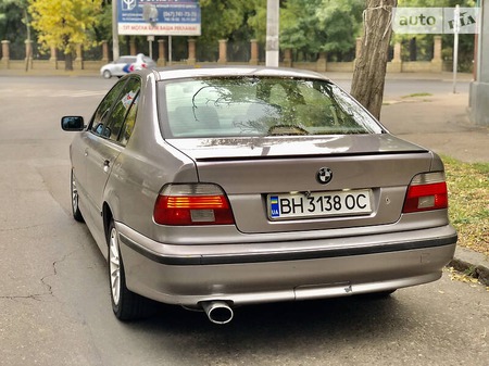 BMW 523 1998  випуску Одеса з двигуном 2.5 л бензин седан автомат за 3750 долл. 