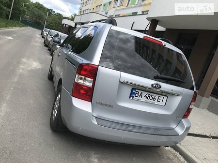 KIA Carnival 2007  випуску Київ з двигуном 2.9 л дизель мінівен  за 7750 долл. 